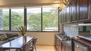 Family Apartment | Private kitchen