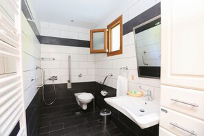 Hair dryer, towels - SKIATHOS ISLAND VILLAS ( VILLA3) only 2km from town (SKIATHOS)