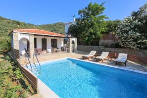 Outdoor pool - SKIATHOS ISLAND VILLAS ( VILLA3) only 2km from town (SKIATHOS)