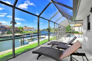 Balcony - Quiet Waterfront Home With Pool, Dock and Bicycles (Marco Island)