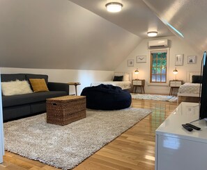 4 habitaciones y colchones con efecto memoria