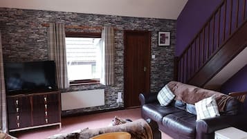 Chalet | Living area | Flat-screen TV