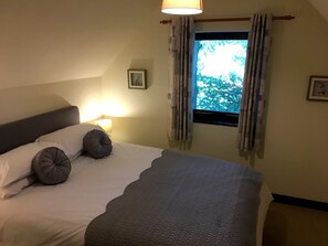 木屋 | 3 間臥室、熨斗/熨衣板、床單