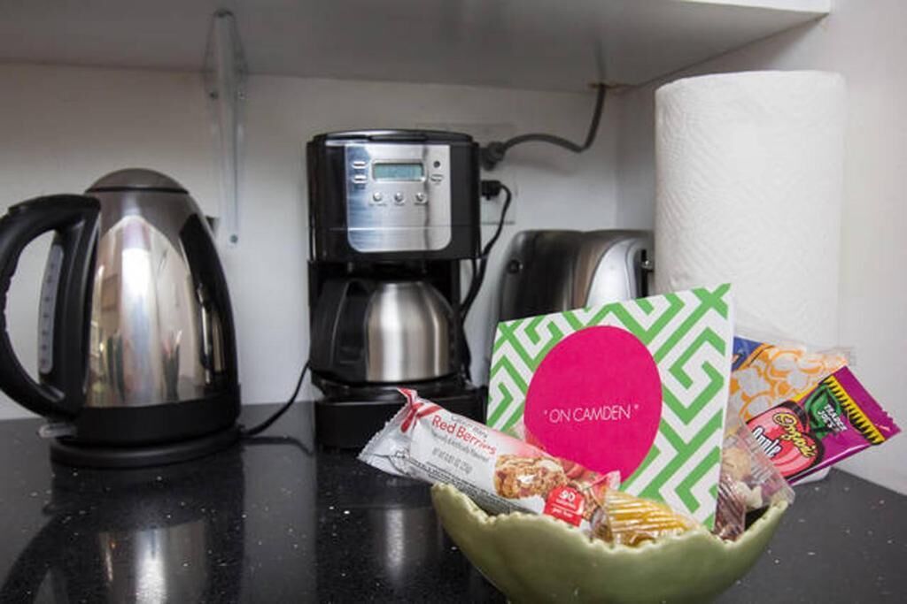 Photo - Beverly Hills Celebrity Home