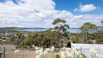 Family House, 3 Bedrooms | Balcony view