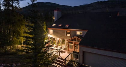 5 min hisseihin, ilmainen kuljetusreitti, vuodepaikkoja 16-18, ennen vuotta 2020 korjaushinnat !!