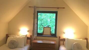 Chalet | 3 bedrooms, iron/ironing board, bed sheets