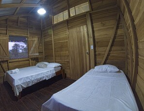 Habitación doble panorámica, baño privado | Wifi gratis y ropa de cama 