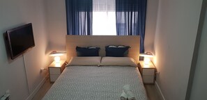 1 bedroom, iron/ironing board, WiFi, bed sheets