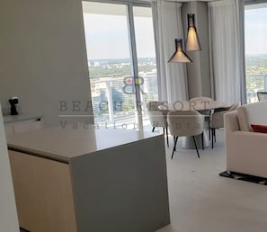 Deluxe Apartment, 2 Bedrooms, Partial Sea View, Sea Facing (Full View) | 2 bedrooms, premium bedding, down comforters, pillowtop beds - HYDE Beach House Resort Rental (Hollywood)