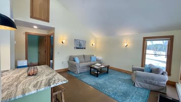 Spacious Ascutney Cabin with Mountain Views, Pet-Friendly | Living area