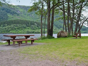 Outdoor dining - 2 bedroom accommodation in Callander (Callander)