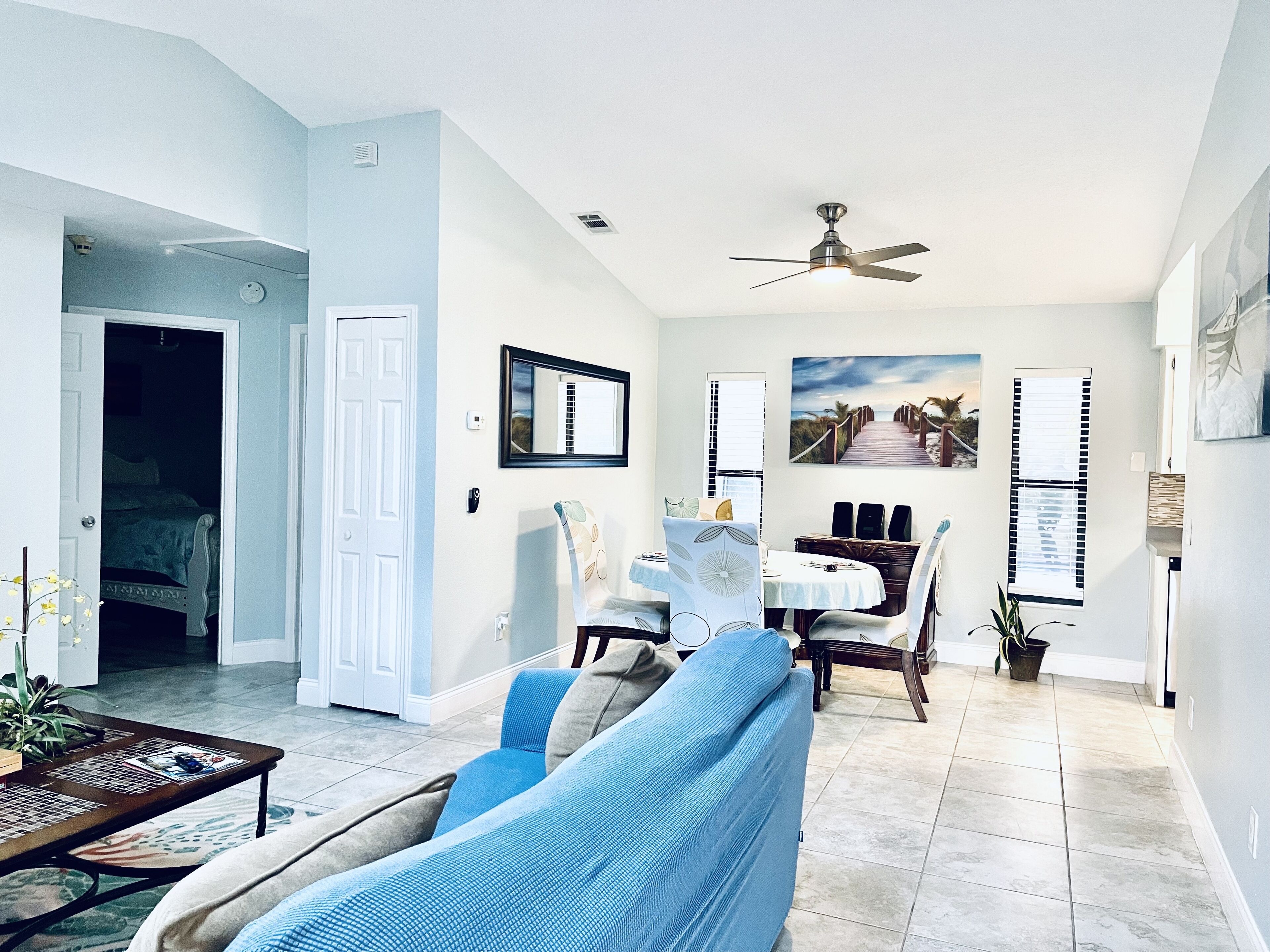 3/2 POOL & FULLY FENCED BACKYARD HOME VERY CLOSE TO THE BEACH!