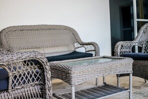 Property grounds - Deluxe King Room In Villa With Pool Near Beaches (Boca Chica)