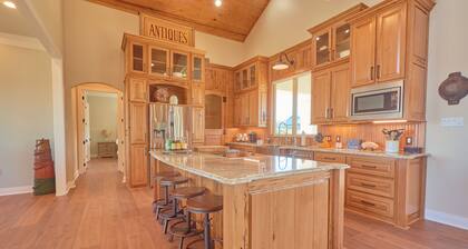 BEAUTIFUL WATERFRONT HOME WITH BOATHOUSE AND HUGE PORCHES!