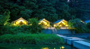 Exterior - Seraphim Camp (Gapyeong)