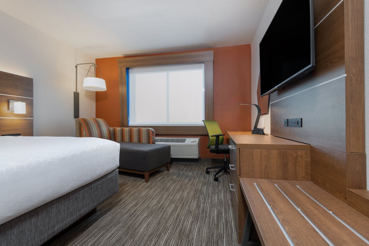Kamar Standar, 1 Tempat Tidur King | 1 kamar tidur, brankas, meja kerja, dan ruang kerja ramah laptop