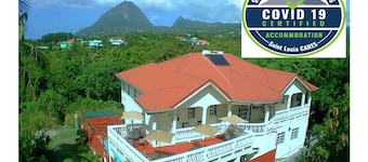 Comfort Suites - Three Bedroom Apartment