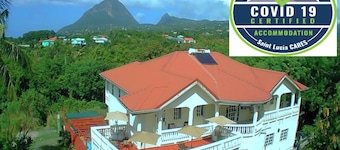 Comfort Suites - Three Bedroom Apartment