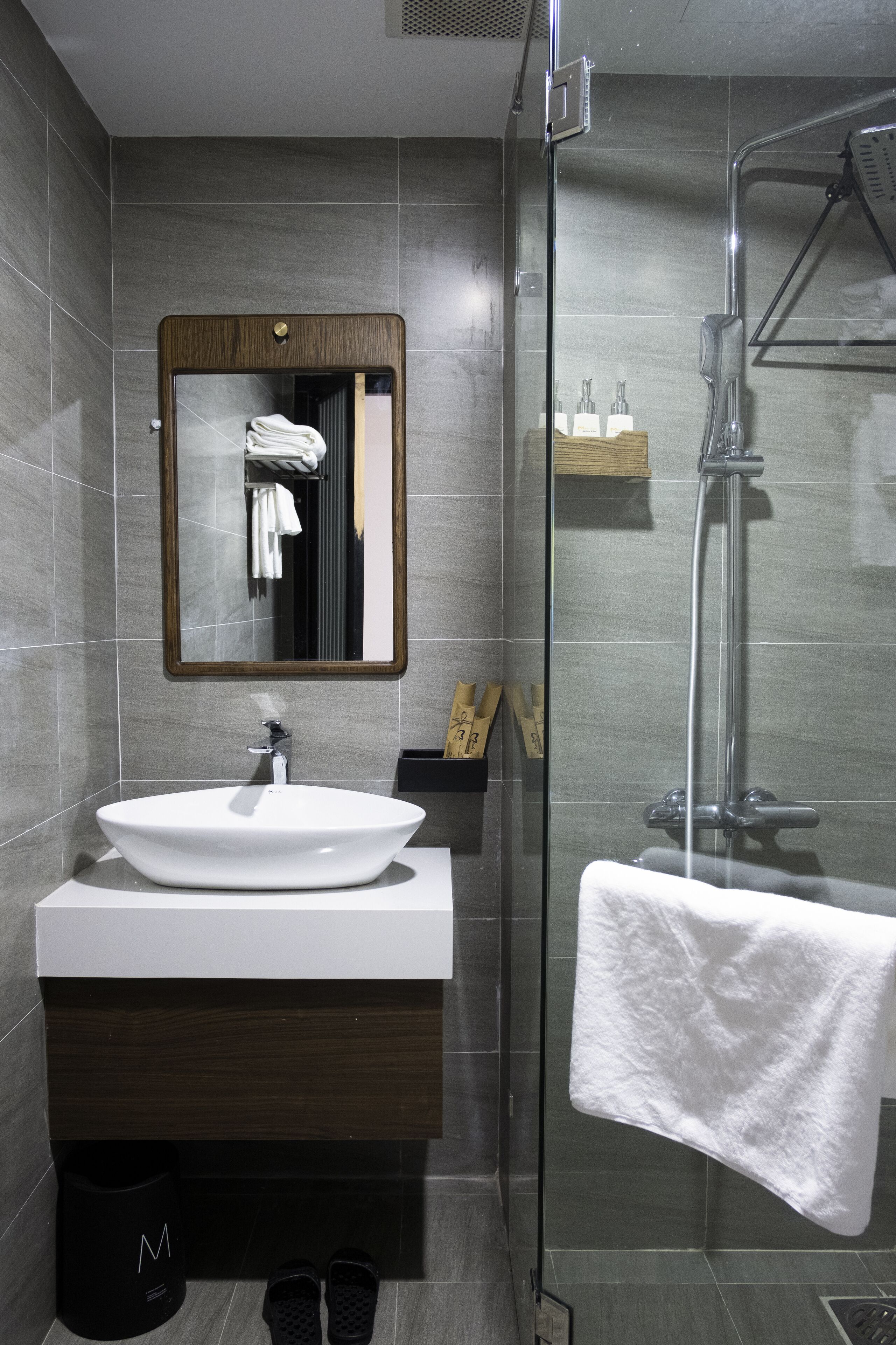 Shower, free toiletries, hair dryer, bathrobes