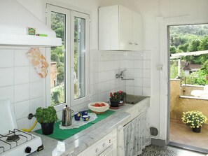 Oven, dining tables