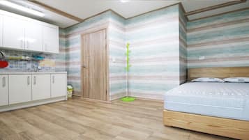 Full-size fridge, microwave, stovetop, electric kettle