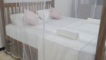 Deluxe Double Room, Smoking, Beach View | Free WiFi