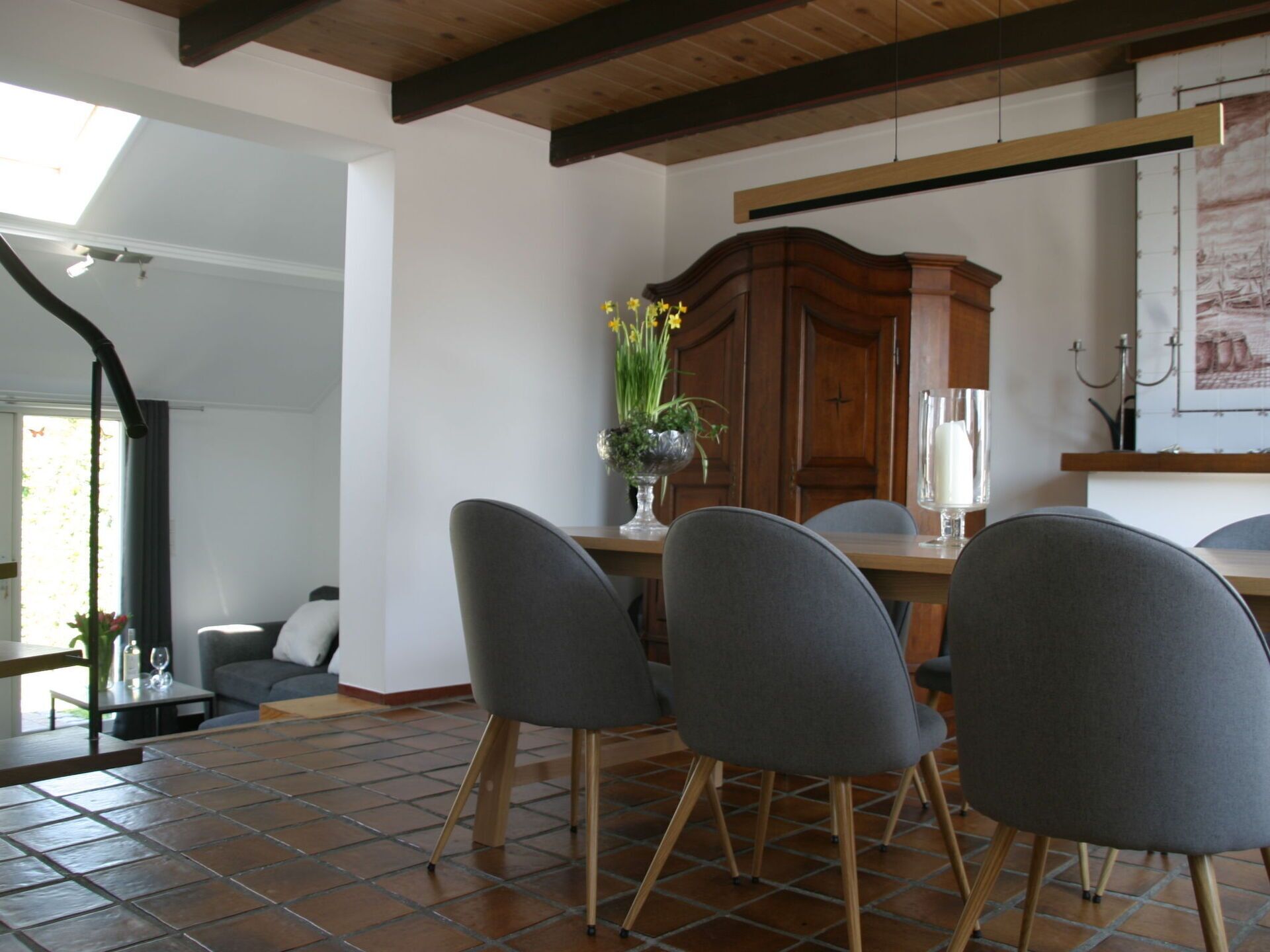 Möbel, Eigentum, Gebäude, Stuhl, Zimmerpflanze, Holz, Beleuchtung, Die Architektur, Interior Design, Fussboden