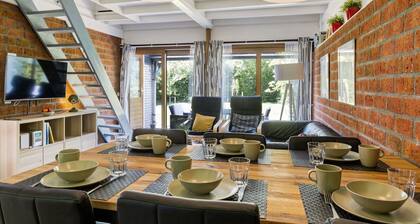 Beautiful private villa for 6 people with WIFI, TV, terrace and pets allowed