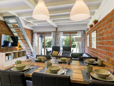 Beautiful private villa for 6 people with WIFI, TV, terrace and pets allowed