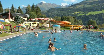 Angenehme Wohnung in einem Ferienhaus für 6 Leute mit  W-LAN, TV, Innenhof und Haustiere erlaubt