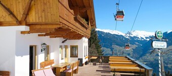 Lovely apartment for 4 people with WIFI, TV and terrace