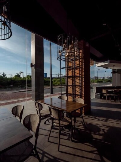 Sequoia Hotel Manila Bay