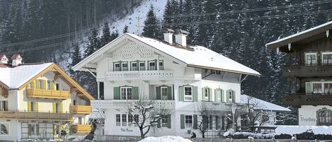 Esterni