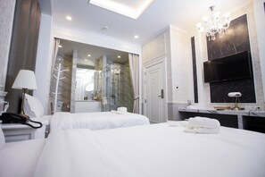 Superior Twin Room | Free minibar items, in-room safe, individually decorated, desk