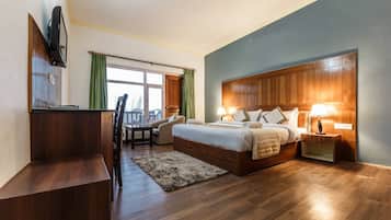 Deluxe Double Room | Free WiFi, bed sheets