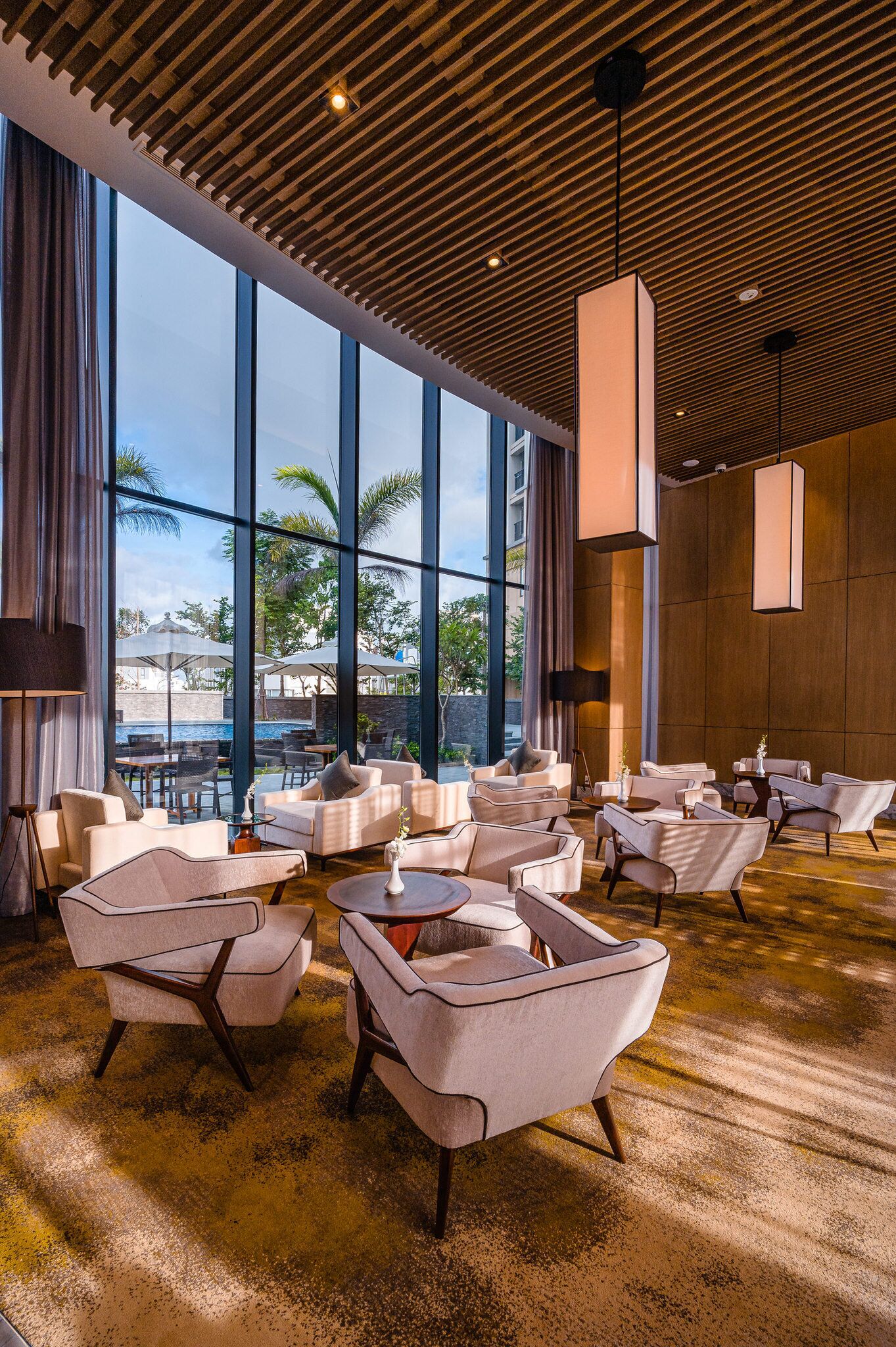 lobby lounge, poolside views, open daily