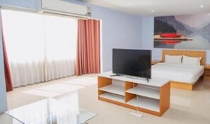 21-inch LCD TV with cable channels, TV - 99 Hotel (Nonthaburi)