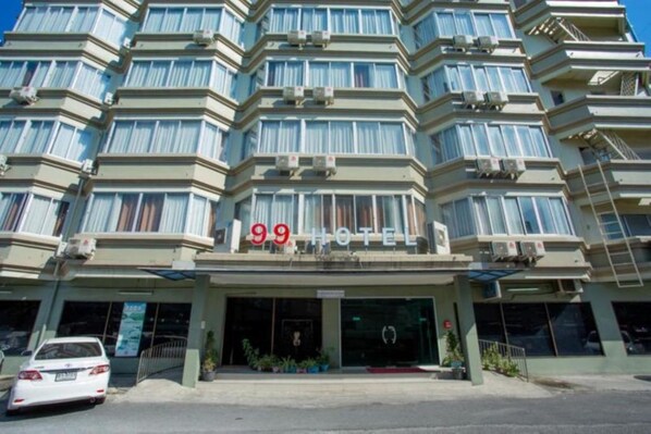 Front of property - 99 Hotel (Nonthaburi)