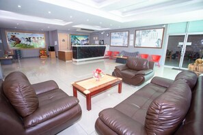 Lobby - 99 Hotel (Nonthaburi)