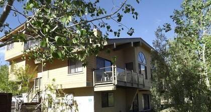 Edgewater #1 , June Lake View! Lower unit