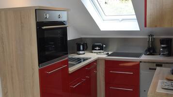 雪櫃、焗爐、爐具、洗碗機