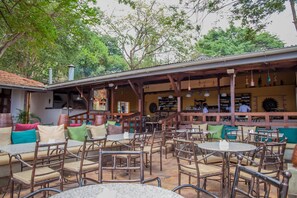 Breakfast, lunch and dinner served - Kampala Forest Resort (KFR Lodge) (Kampala)
