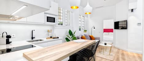 Fridge, microwave, coffee/tea maker, toaster