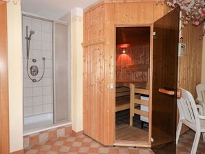 Sauna - Lovely apartment for 6 guests with WIFI, TV and patio (Unterspiss)