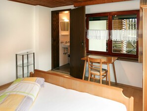 4 quartos, berço de viagem, Wi-Fi (sobretaxa)