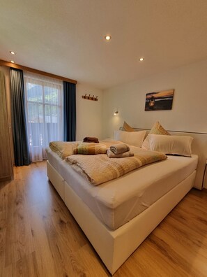 Interior - Beautiful apartment for 6 people with WIFI, TV and patio (See)