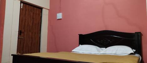 1 chambre, draps fournis