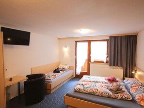 2 Schlafzimmer, Reisekinderbett, WLAN