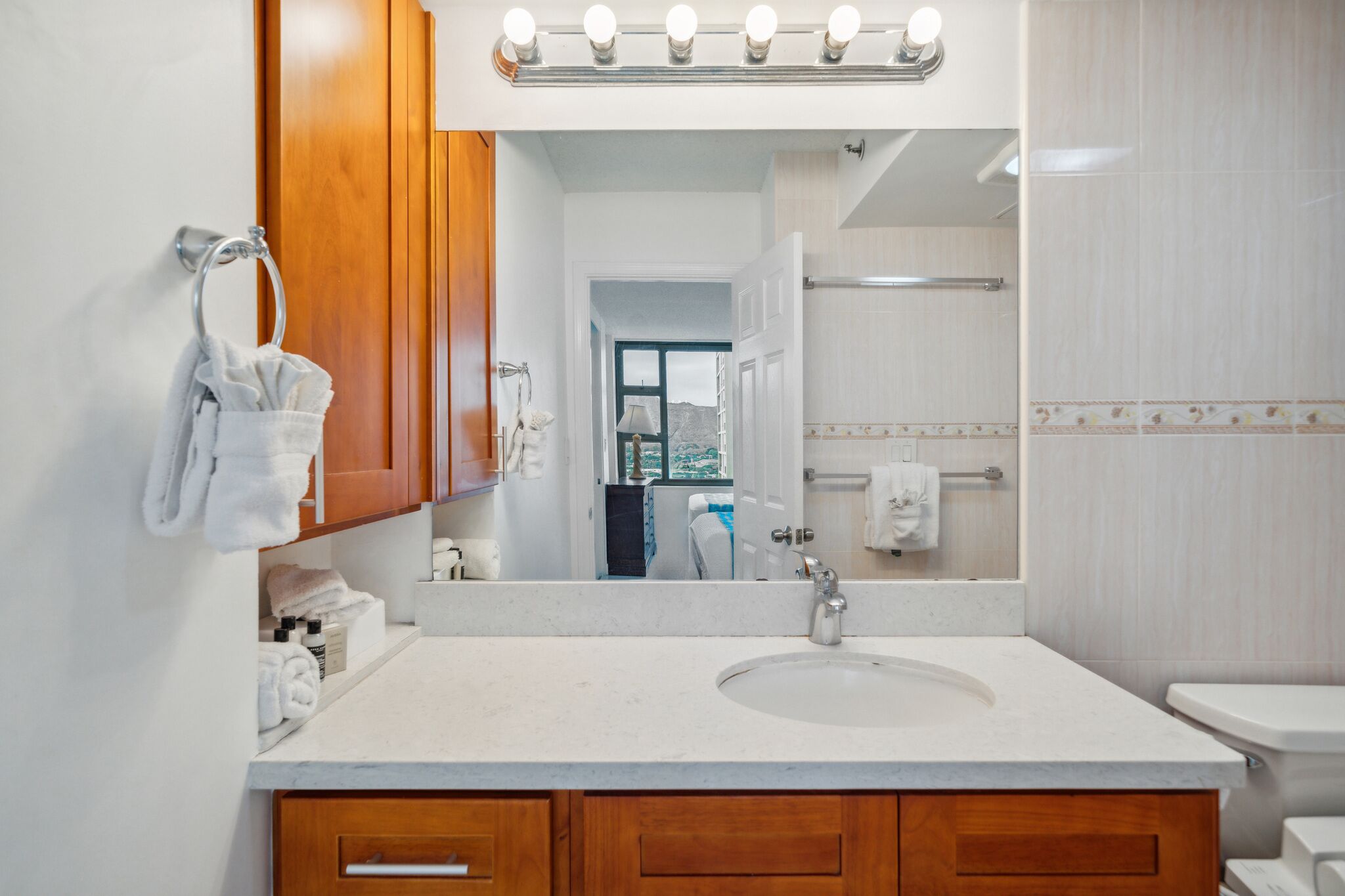 Bathtub, hair dryer, towels